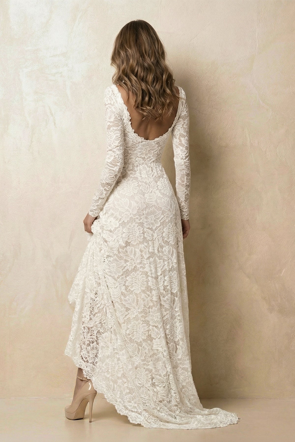 Vintage Floral Boho Lace Wedding Dress with Sleeves Modest Boat Neck Low-V Back Princess Bridal Gown - Curvevia