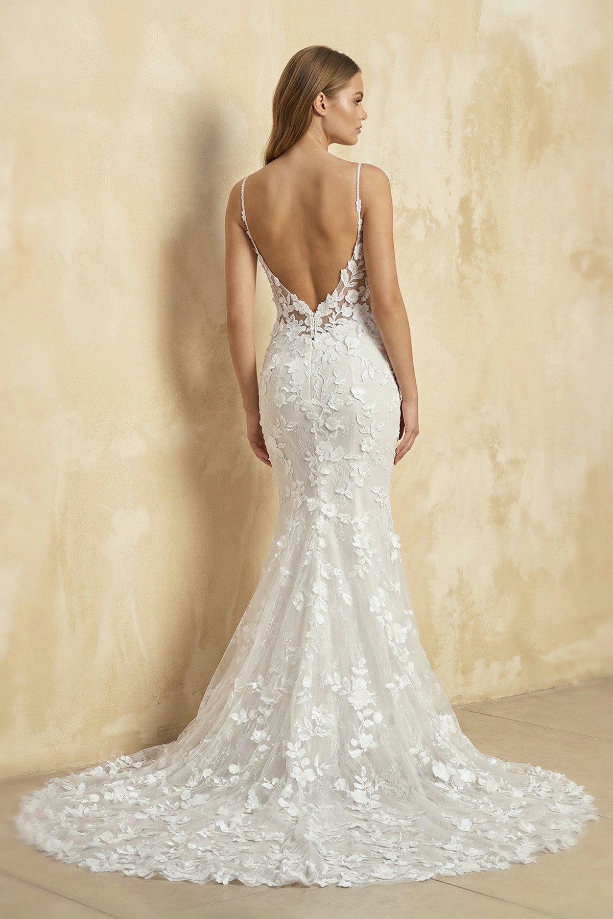Mermaid Spaghetti Straps V-neck Lace Wedding Dresses - Curvevia