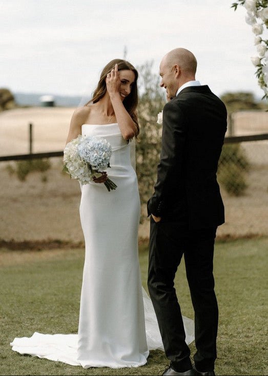 Mermaid Satin Sleeveless Wedding Dress With Sweep Train - Curvevia