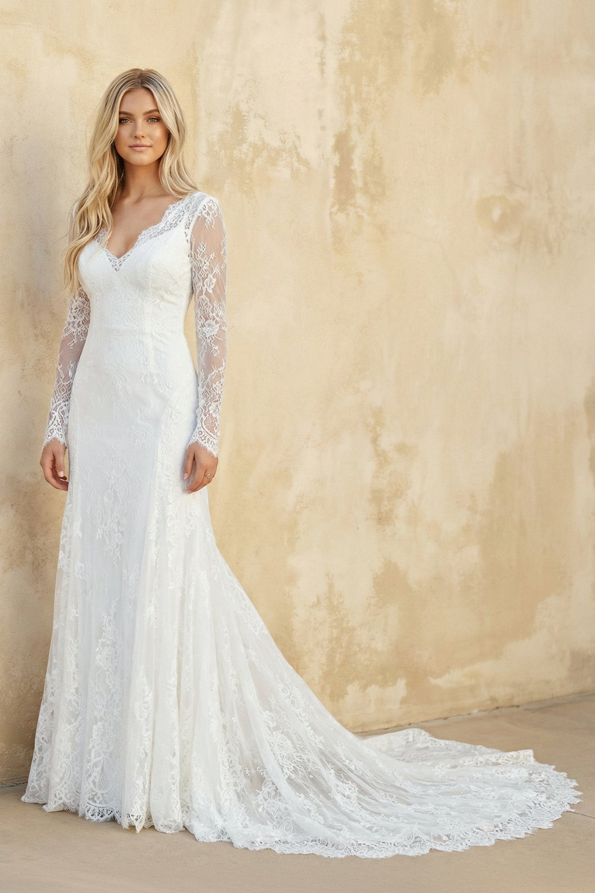Vintage Sheath Satin V-neck Mermaid Long Sleeve Wedding Dress - Curvevia