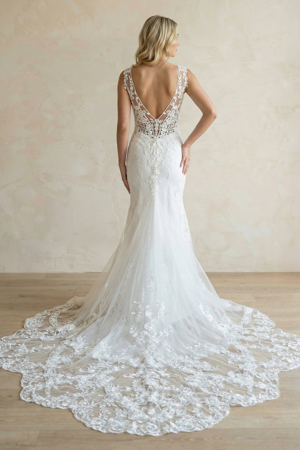 Mermaid V-Neck Long Sleeves Wedding Dress With Appliques - Curvevia