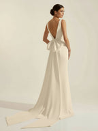 Simple Sleeveless Mermaid Wedding Dress With Sexy Bow - Curvevia