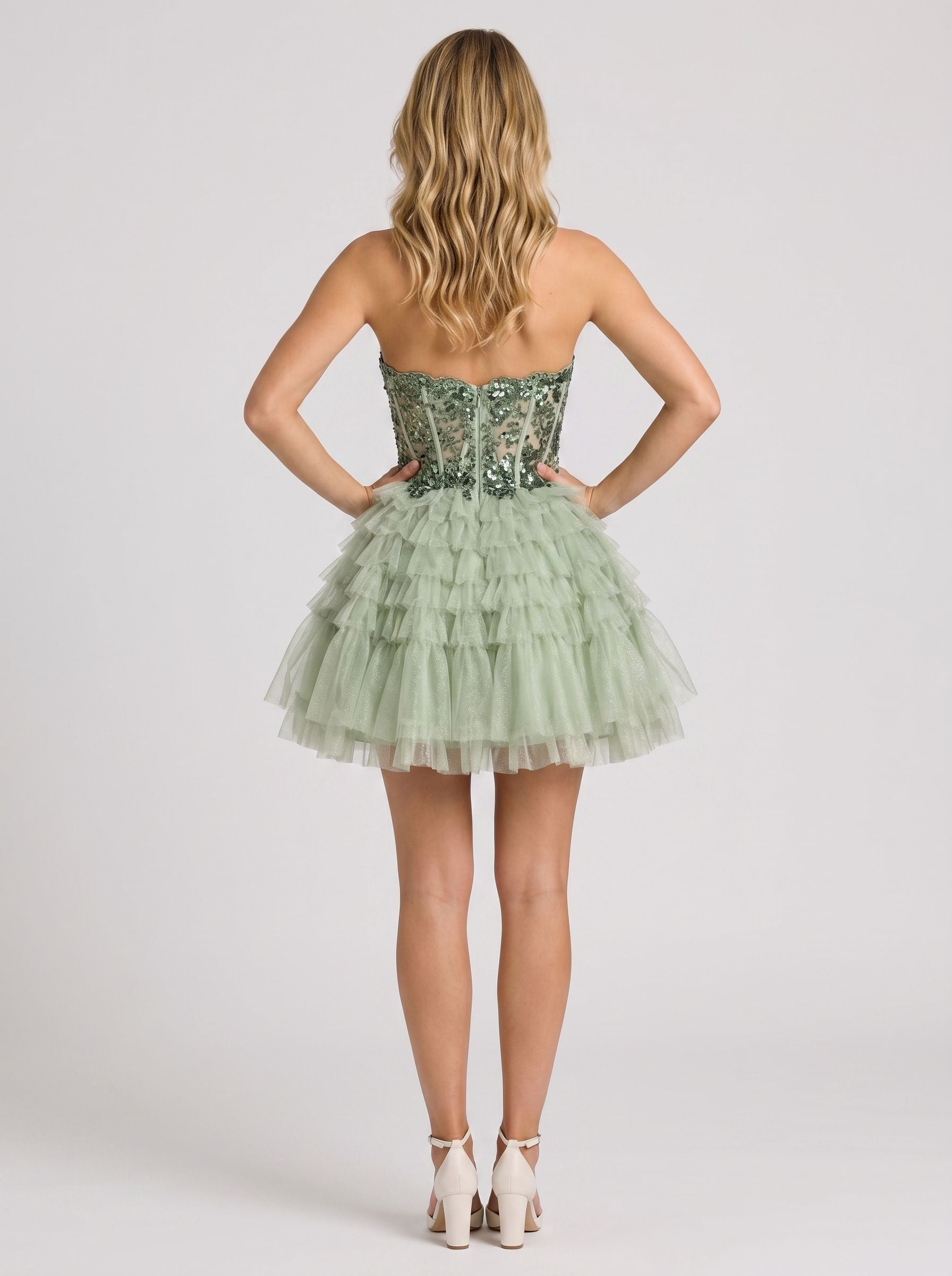 Green Tulle A-Line Sweetheart Corset Back Short Dress with Floral Appliques - Curvevia