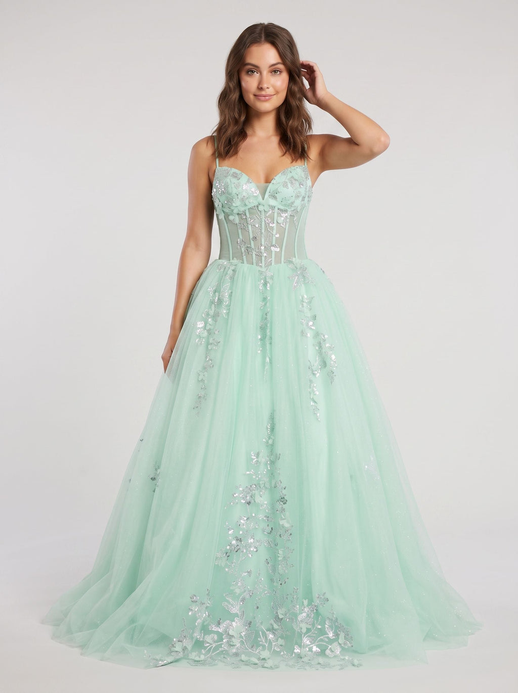 Mint Green Tulle A-Line V-Neck Back Zip Floor-Length Dress with Lace Appliques - Curvevia
