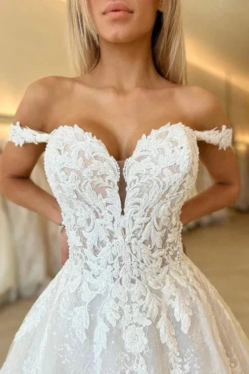 Off the Shoulder Romantic Lace Wedding Dress Bridal Gown - Curvevia