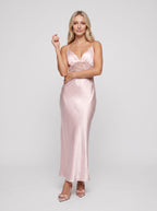 Blushing Pink Satin Sheath V-Neck Backless Floor-Length Dress with Scalloped Trim - Curvevia