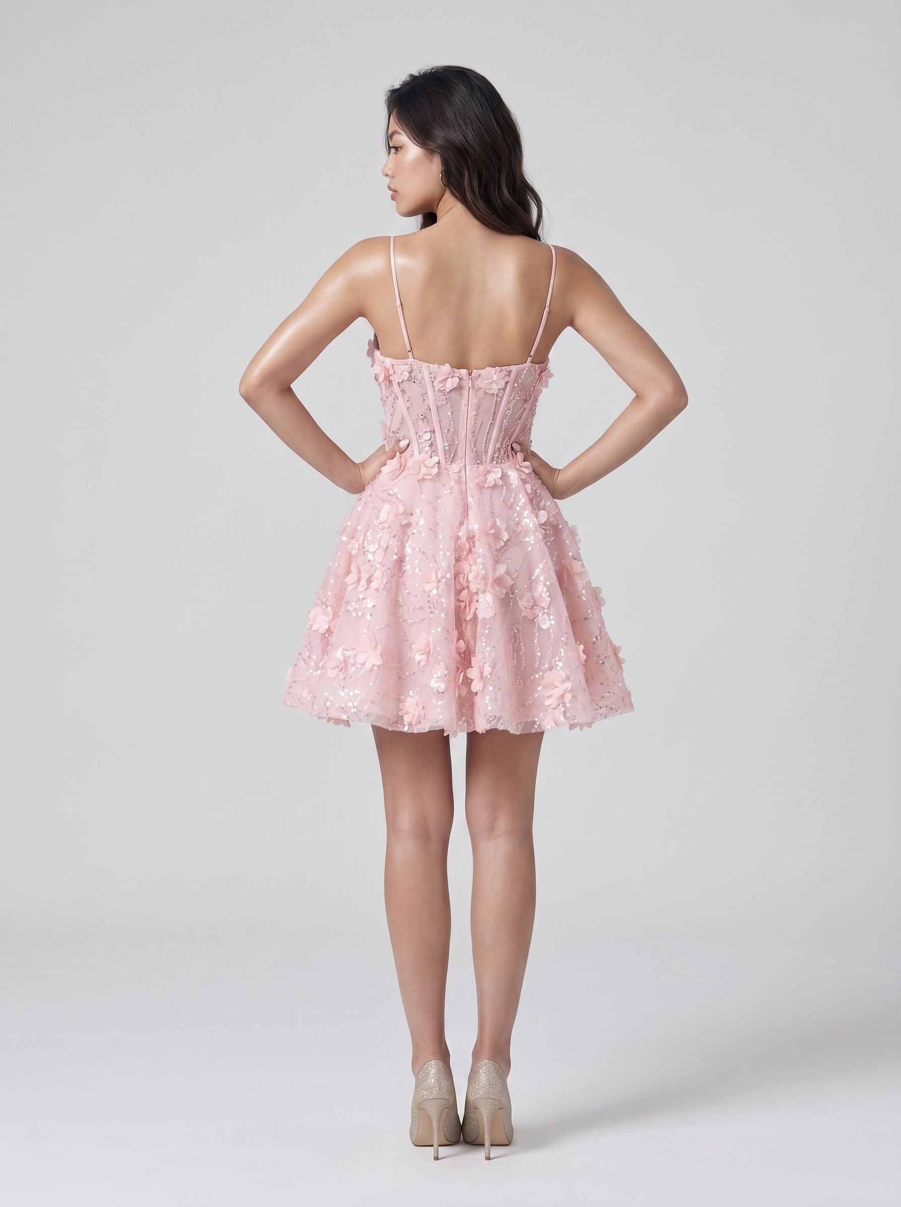 Petal Sequins A-Line Sweetheart Back Zip Short Dress with Beaded Appliques - Curvevia