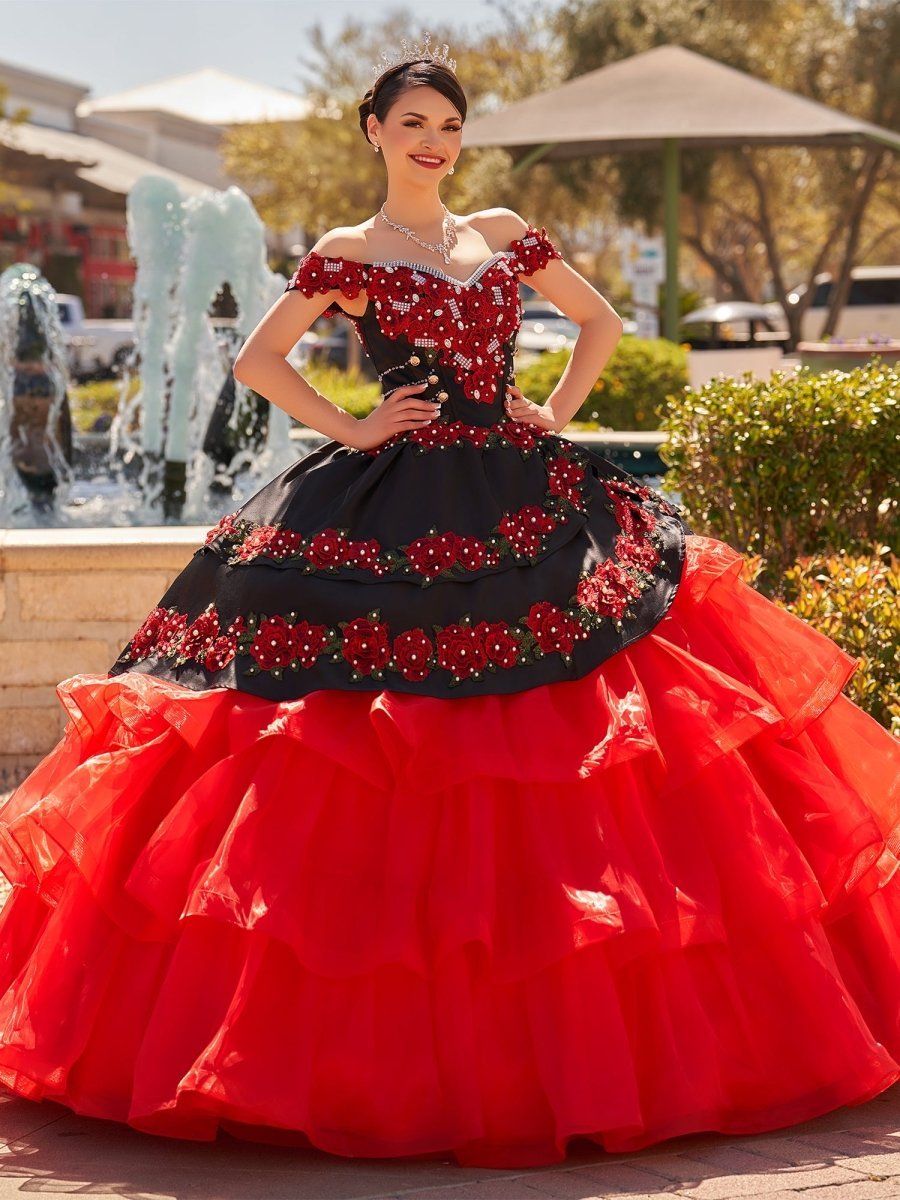Red Off the Shoulder Quinceanera Dresses with Appliques - Curvevia
