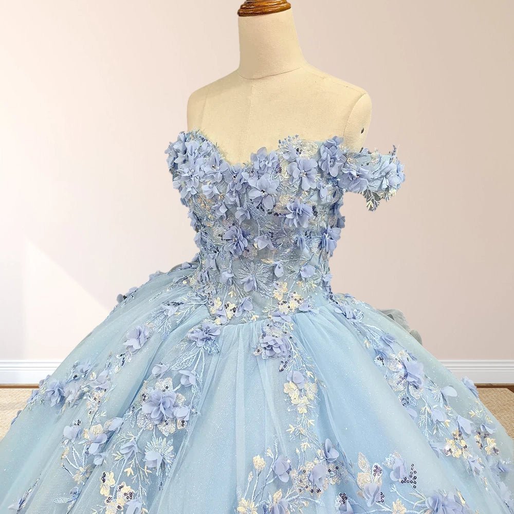 Romantic Sleeveless Beading Quinceanera Dresses with 3D Flower Appliques - Curvevia