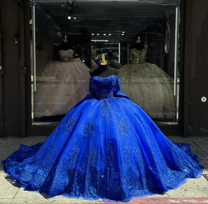 Royal Blue Ball-Gown Appliques Quinceanera Dresses with Train - Curvevia