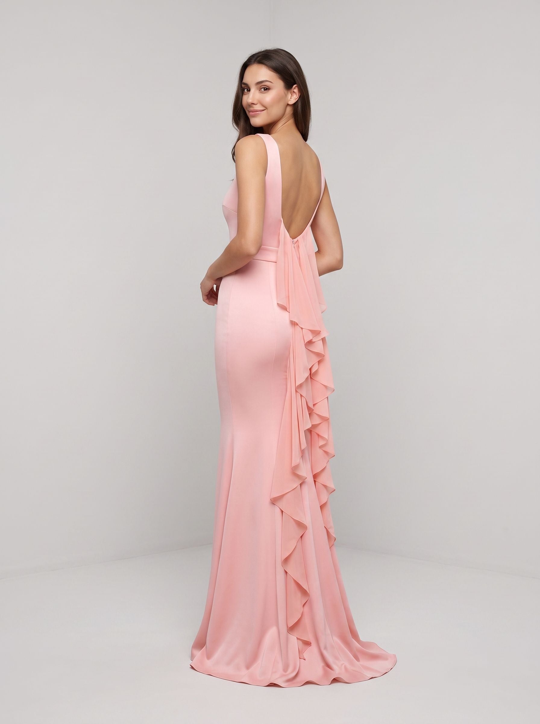 Blushing Pink Satin Mermaid Scoop Neck Back Zip Floor-Length Dress with fishtail hemline and clean seams - Curvevia