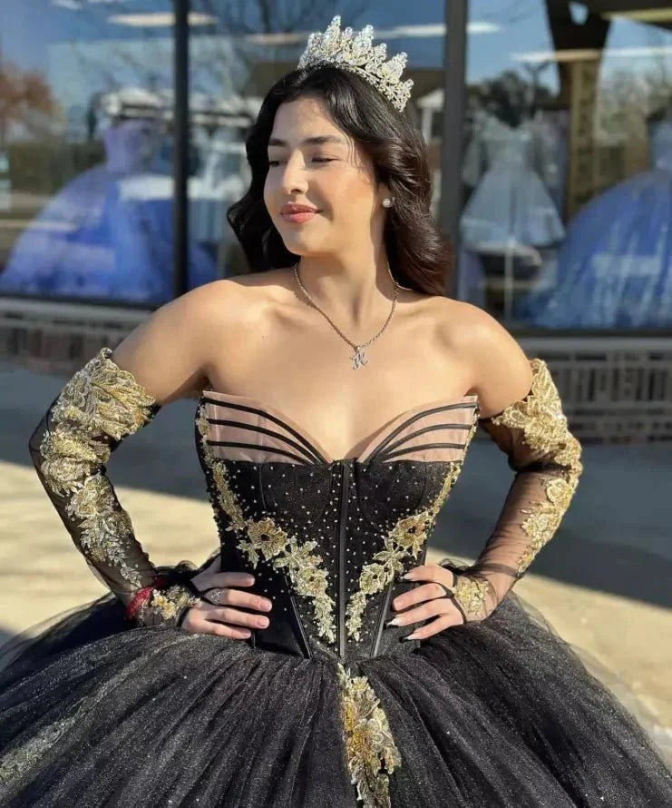 Black Long Sleeves Strapless Quinceanera Dresses with Appliques - Curvevia