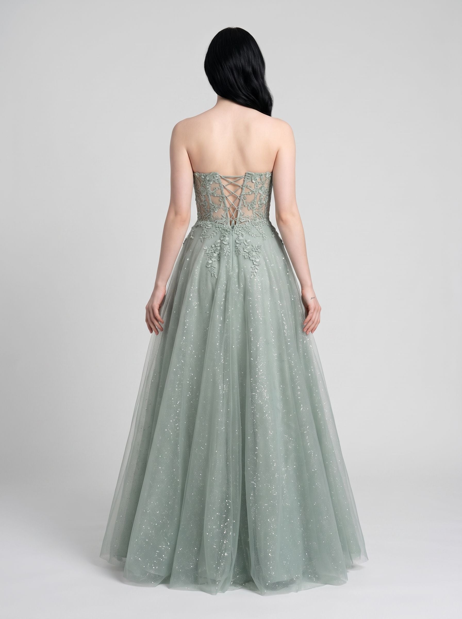 Green Sequins A-Line Scoop Neck Lace-up Floor-Length Dress with Floral Embroidery and Glitter - Curvevia