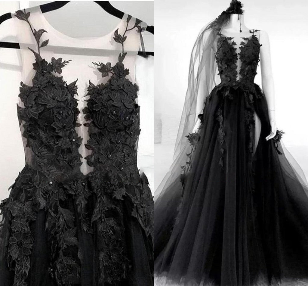 Sexy Black Lace Appliques Sleeveless Tulle Backless Wedding Dresses with Veil - Curvevia