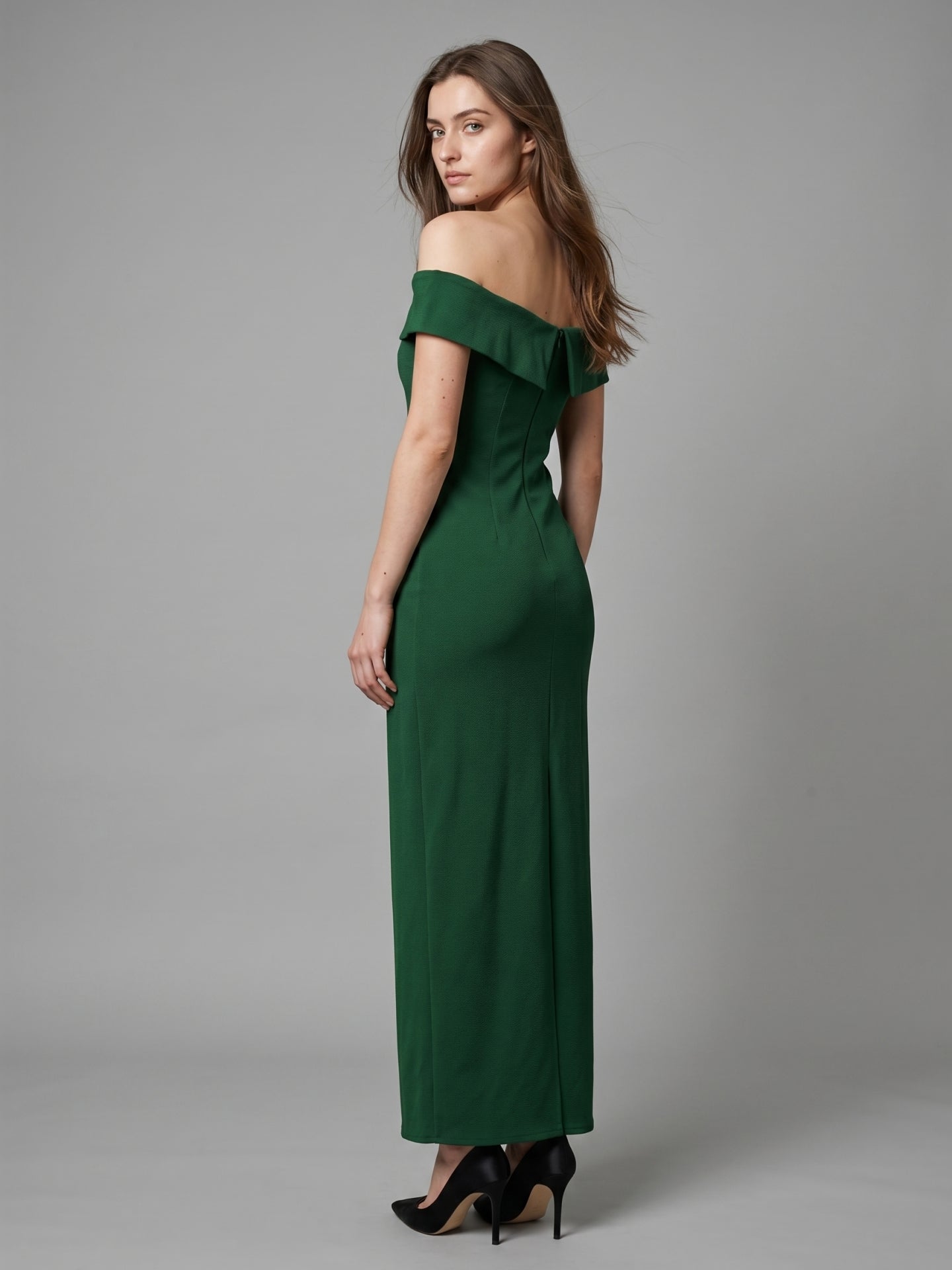 Emerald Stretch Knit Mermaid Off-the-Shoulder Backless Floor-Length Bridesmaid Dress - Curvevia