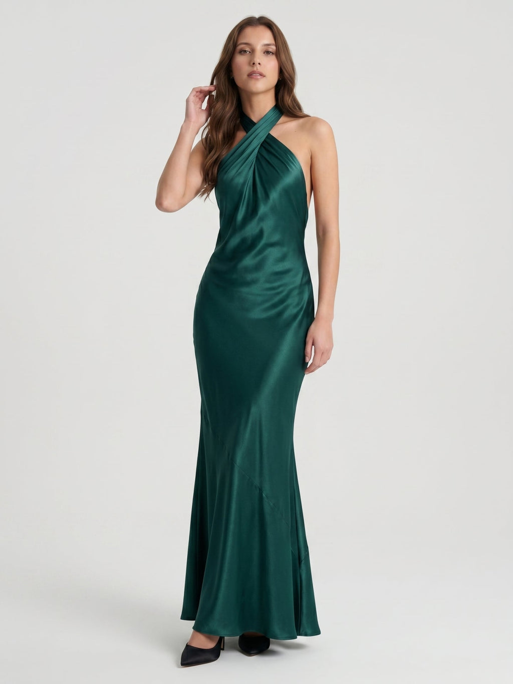 Peacock Satin Sheath Halter Backless Floor-Length Pleated Bridesmaid Dress - Curvevia
