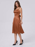 Terracotta Satin A-Line Scoop Neck Criss-Cross Back Knee-Length Bridesmaid Dress with Bow - Curvevia