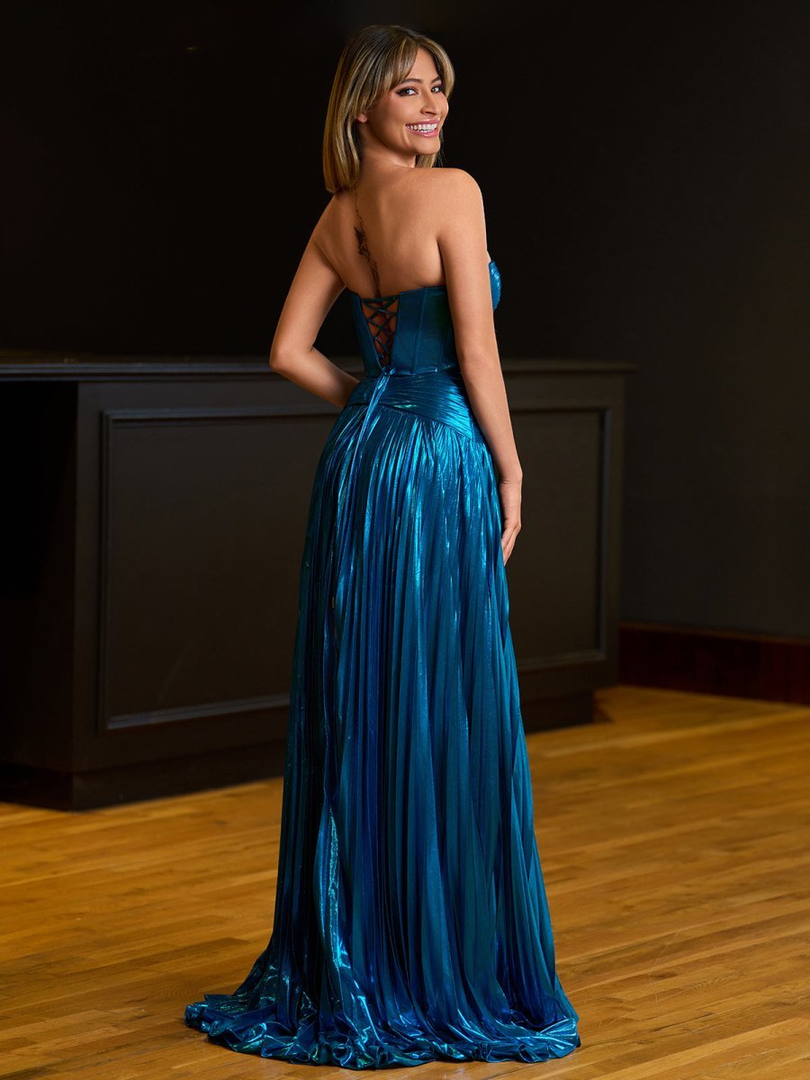 Sweetheart Metallic Pleated Long Evening Dress With Slit - Curvevia