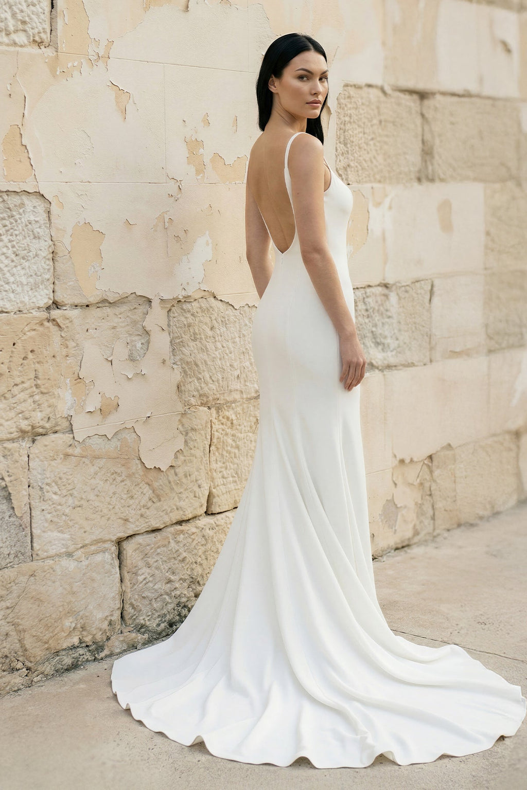 Simple Mermaid Scoop Neck Backless Satin Wedding Dresses - Curvevia