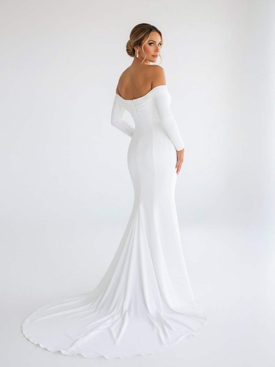 Simple White Boho Mermaid Long Wedding Dress with Sleeves - Curvevia