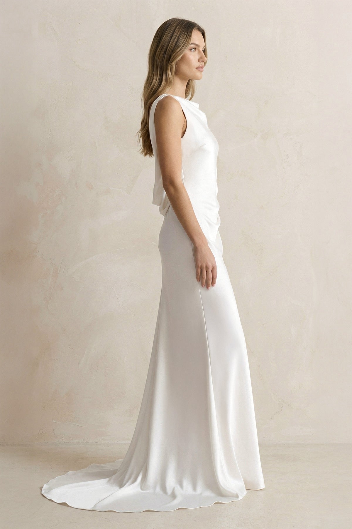 Bateau Neck Satin Mermaid Wedding Dress in White - Curvevia