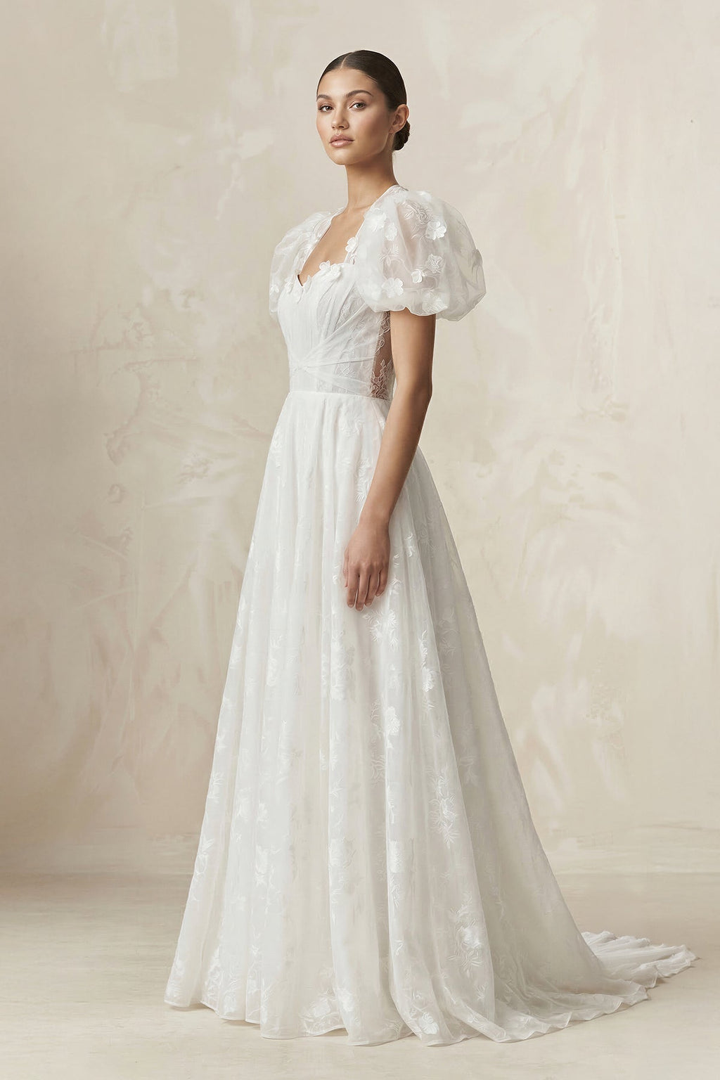 Sweetheart A-Line Tulle Puff Sleeve Wedding Dress in Ivory - Curvevia