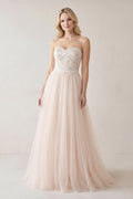 Sweetheart A-Line Tulle Lace Appliques Sleeveless Wedding Dress - Curvevia