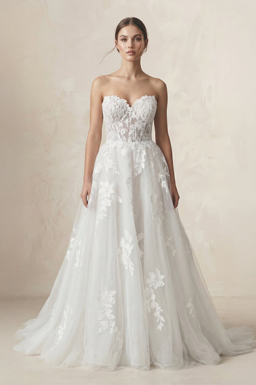 Sweetheart Appliqued A-Line Tulle Wedding Dress in Ivory - Curvevia