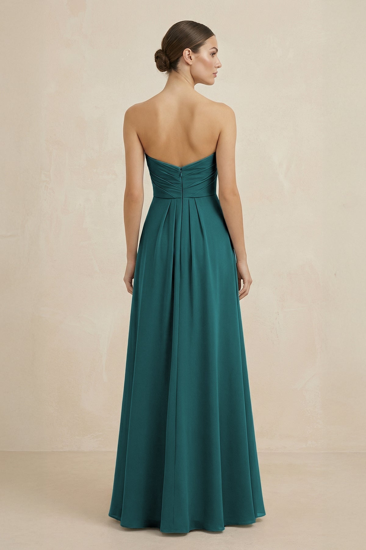 Sweetheart Chiffon A-Line Bridesmaid Dress with Slit in Pine - Curvevia