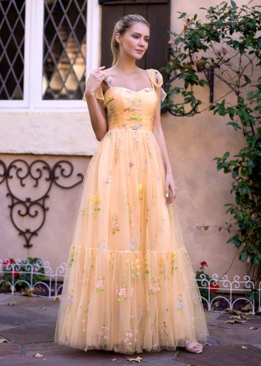 Spaghetti Straps Neck Floor Length Tulle Embroidery Floral Evening Dress - Curvevia
