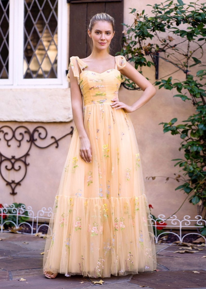 Spaghetti Straps Neck Floor Length Tulle Embroidery Floral Evening Dress - Curvevia