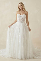 Charming A-Line Strapless Tulle Lace Wedding Dresses - Curvevia