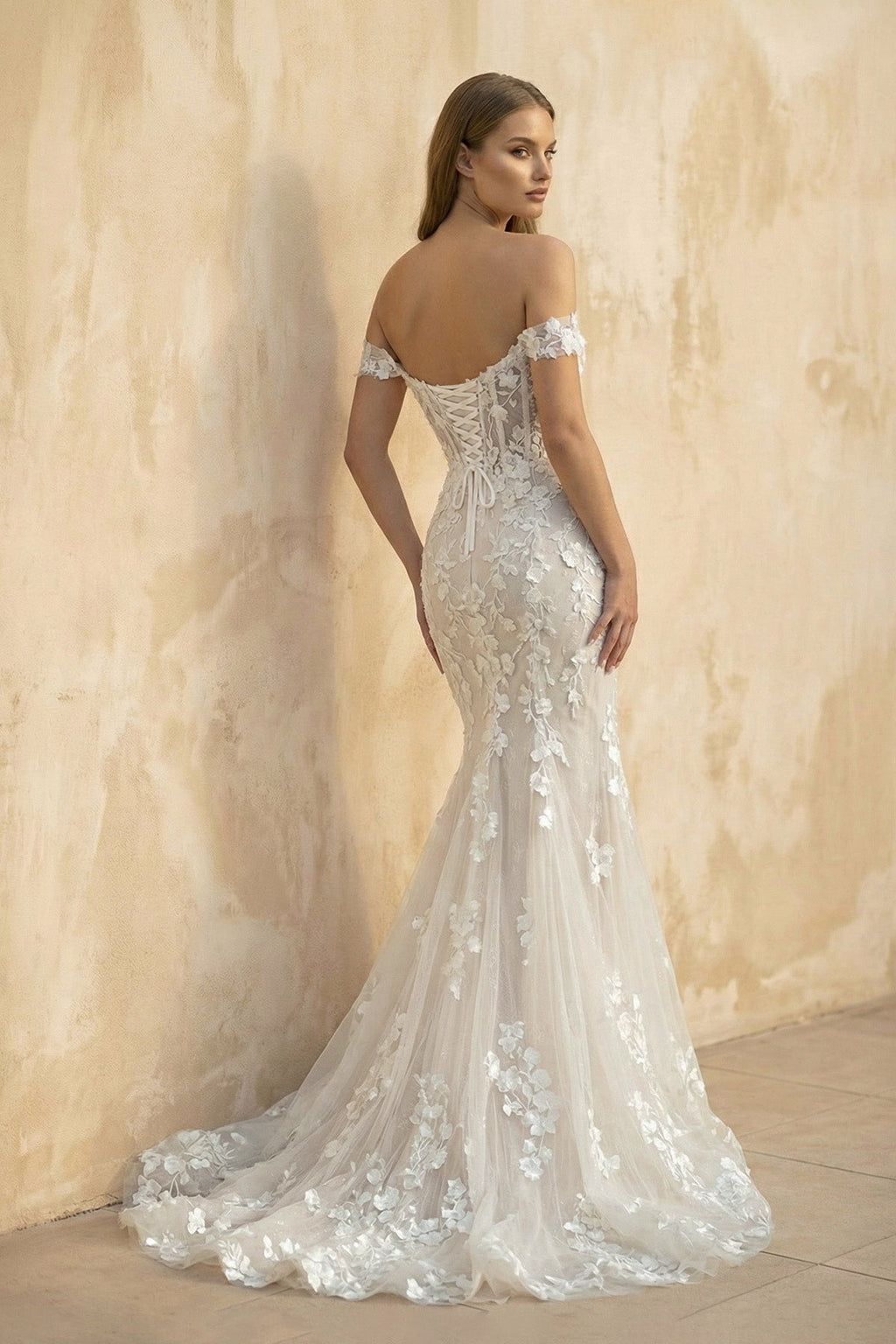 Mermaid Off-The-Shoulder Sleeveless Lace Wedding Dresses - Curvevia