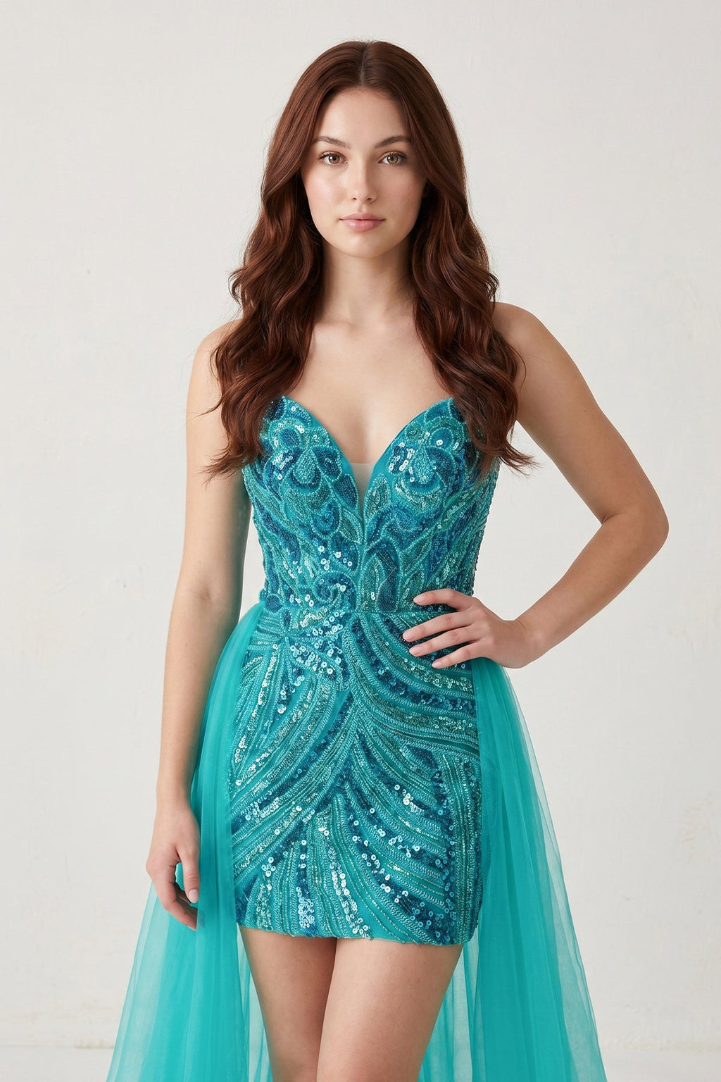 Royal Blue - Sheath V Neck Sequined Mini Homecoming Dresses with Train - Curvevia