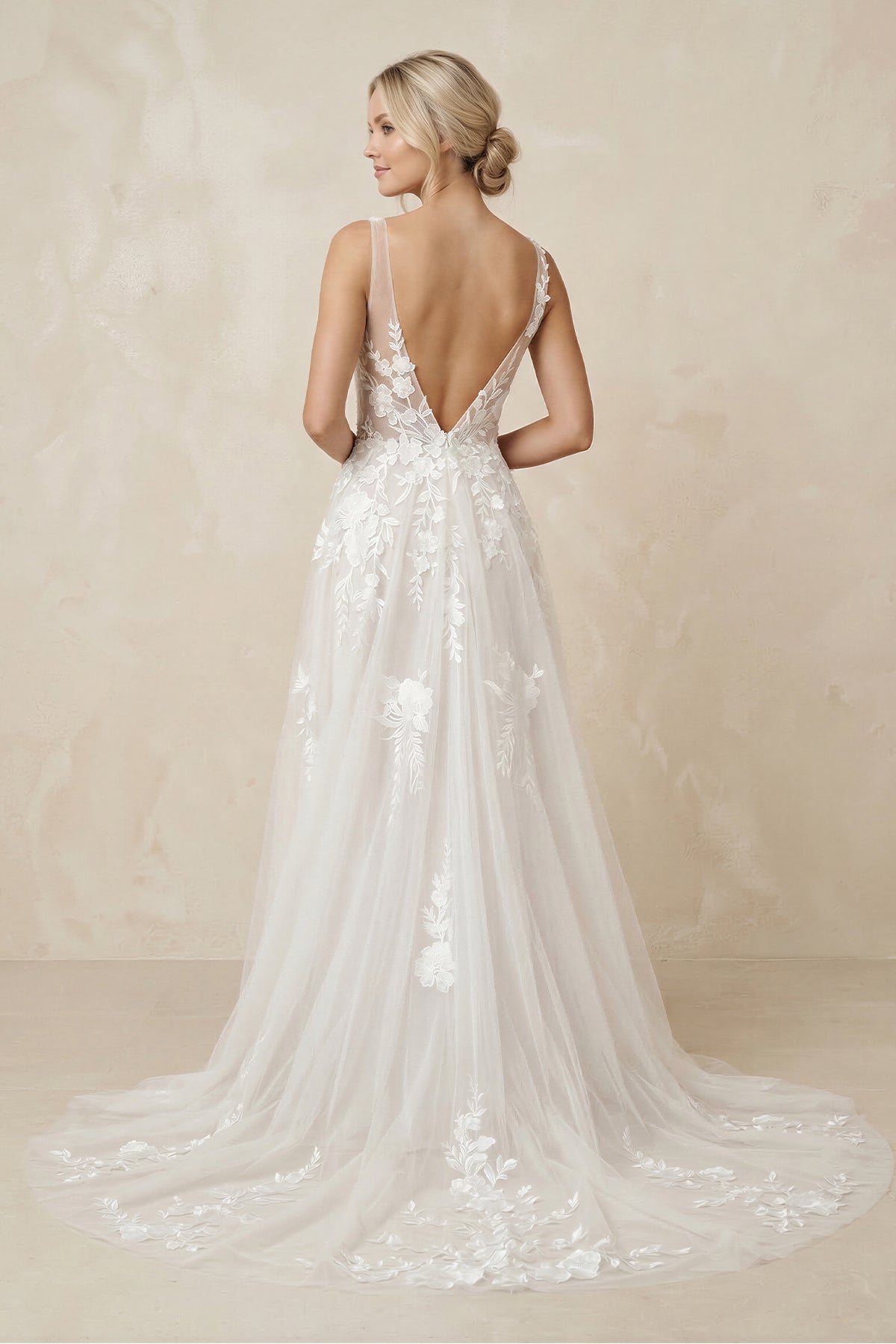 A-Line V Back Long White Wedding Dress with Lace Appliqued - Curvevia