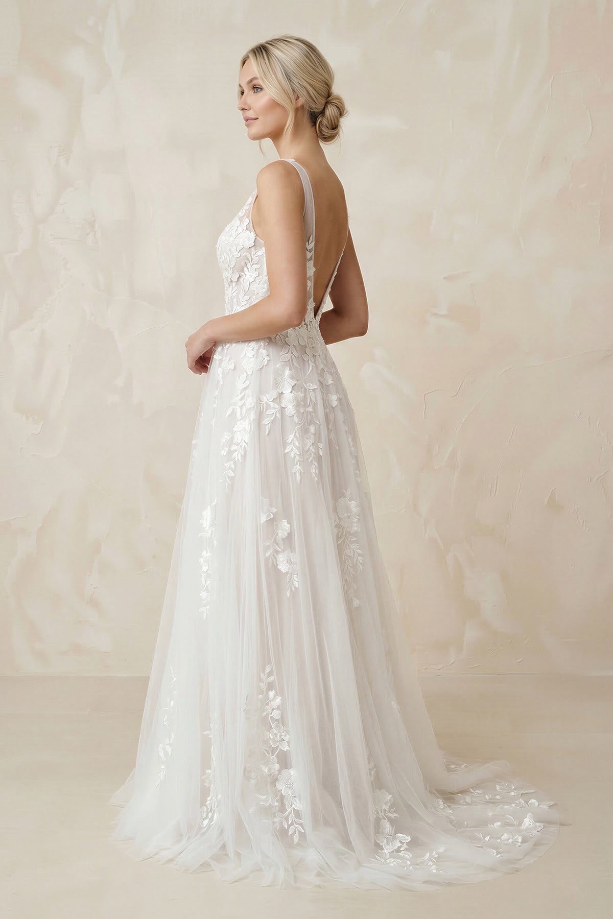 A-Line V Back Long White Wedding Dress with Lace Appliqued - Curvevia