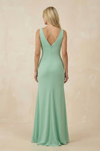 V-Neck Ruched Sheath Bridesmaid Dress with Slit in Pale Pistachio - Curvevia