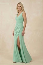 V-Neck Ruched Sheath Bridesmaid Dress with Slit in Pale Pistachio - Curvevia
