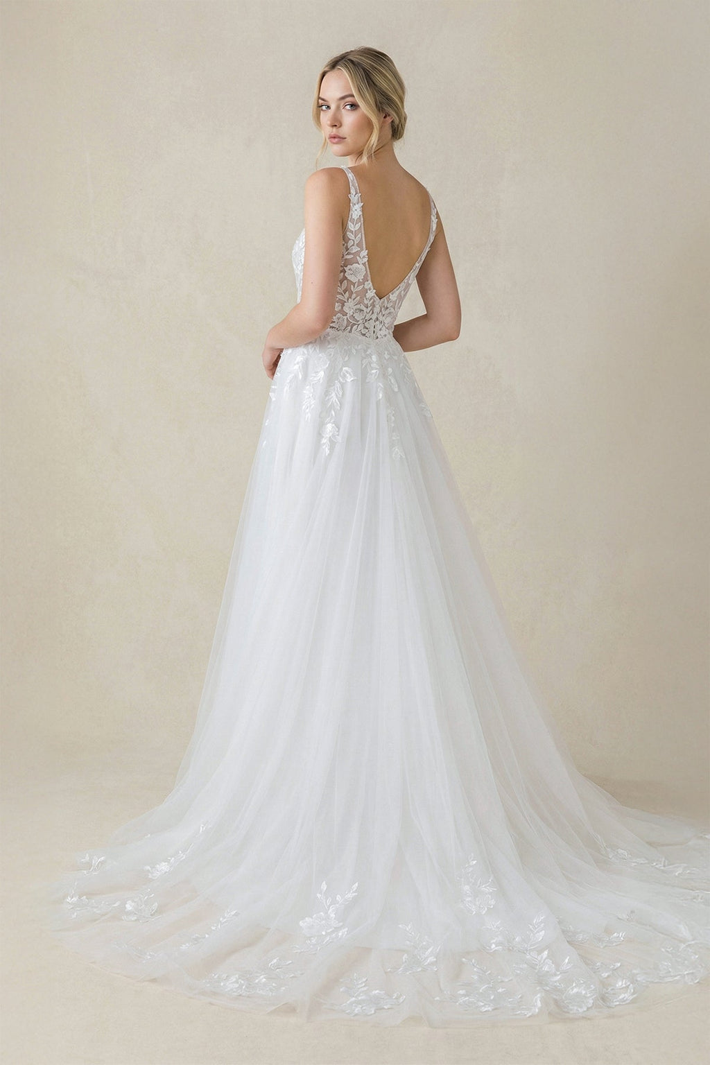 V Neck Satin Mermaid Wedding Dress in White - Curvevia