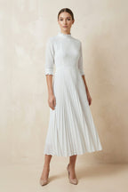 Vintage Modest Long Sleeve Wedding Dress with Pleats Simple Tea-length A-Line High Neck - Curvevia
