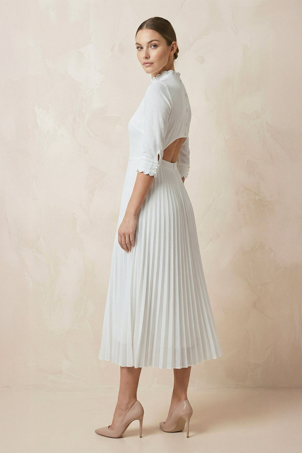 Vintage Modest Long Sleeve Wedding Dress with Pleats Simple Tea-length A-Line High Neck - Curvevia