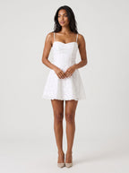 White Lace A-Line Sweetheart Back Zip Short Dress with Floral Embroidery - Curvevia