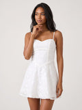White Lace A-Line Sweetheart Back Zip Short Dress with Floral Embroidery - Curvevia