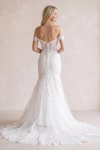 White Long Tulle Mermaid Wedding Dress with Lace Appliques - Curvevia