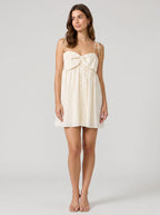 White Satin A-Line Sweetheart Back Zip Short Dress with Statement Bow - Curvevia