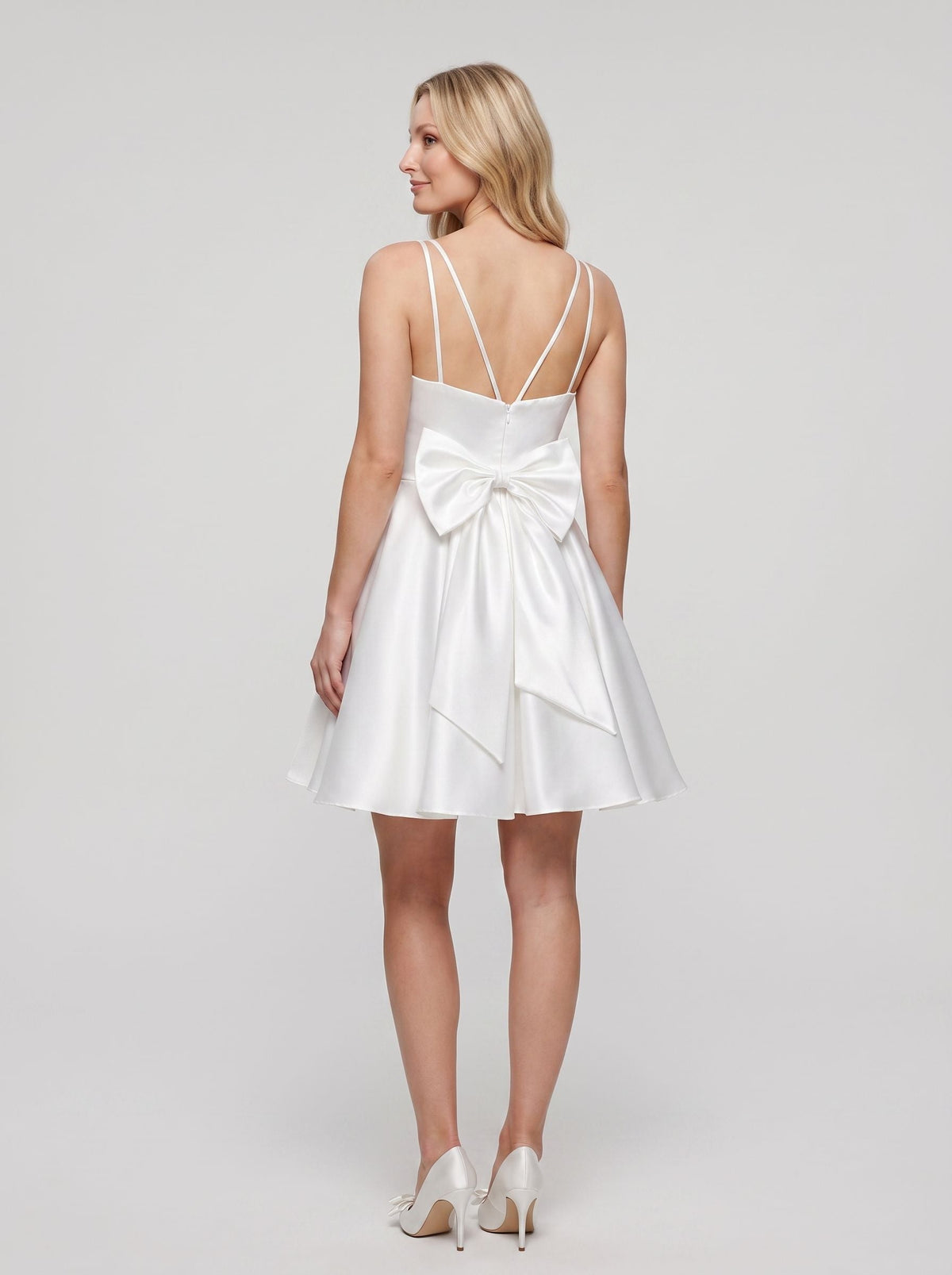 White Satin A-Line Sweetheart Bow Short Dress with Double Straps - Curvevia