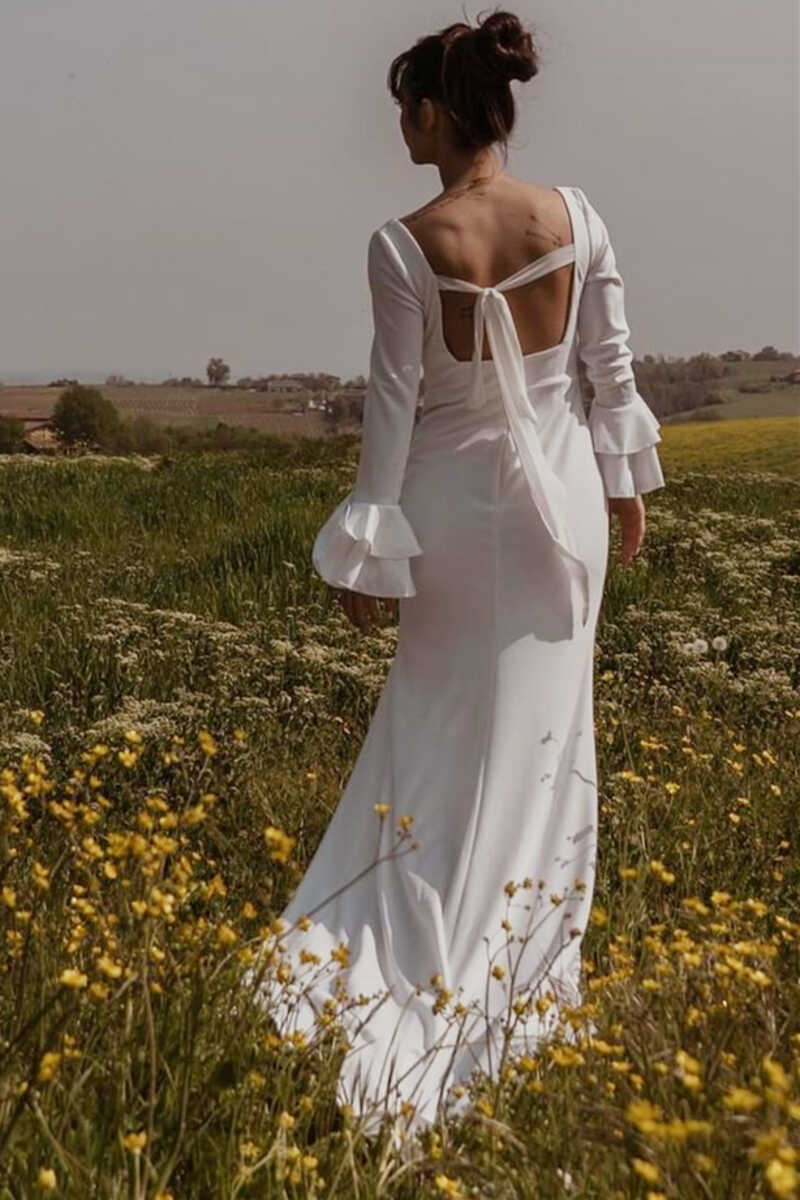 White Square Neck Mermaid Long Sleeve Wedding Dress with Slit - Curvevia