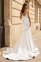 Black Square Neck Mermaid Satin Long Evening Dress With Pearls - Curvevia