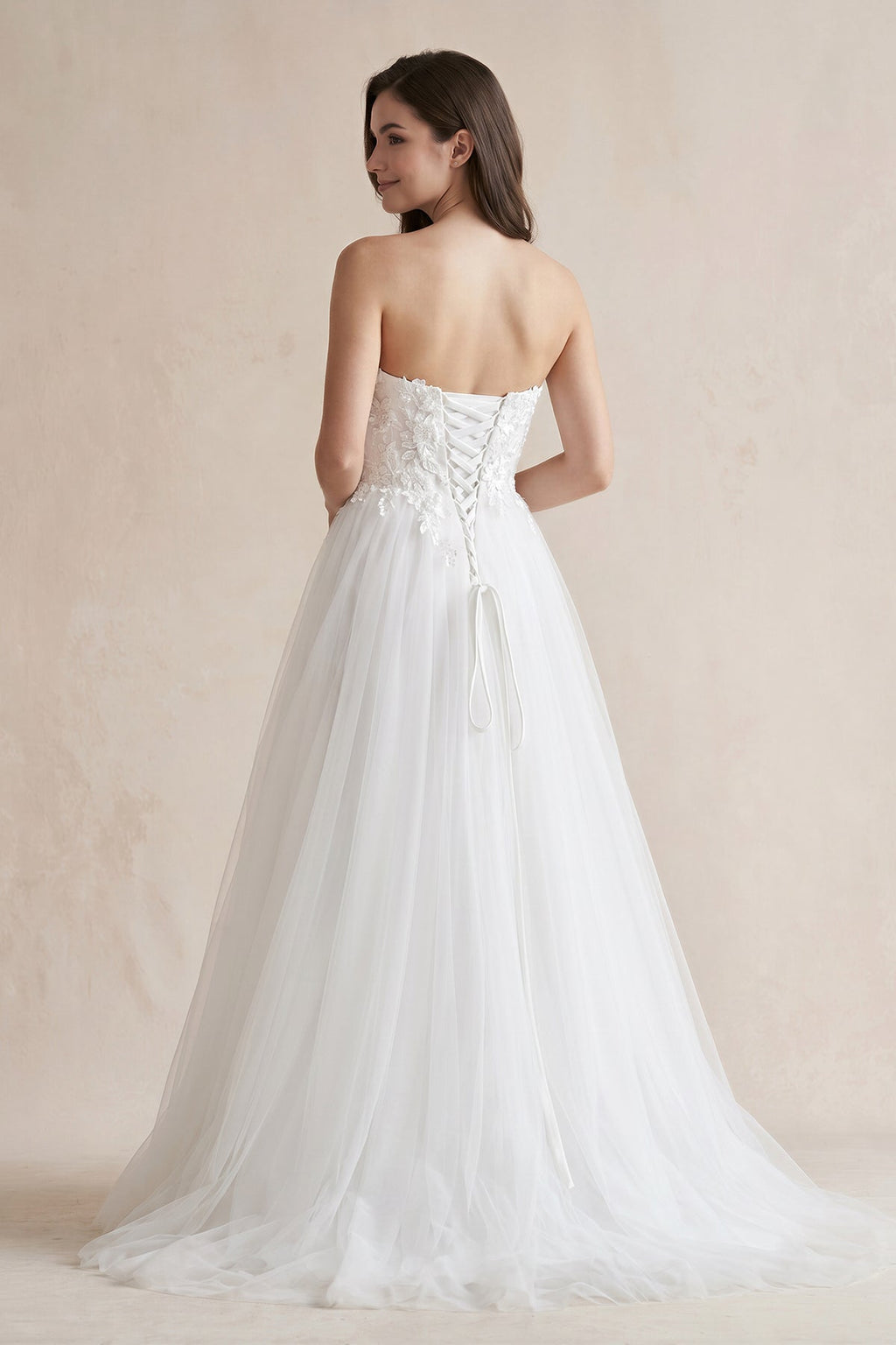 Sweetheart Tulle Lace Satin Wedding Dress With Beading - Curvevia