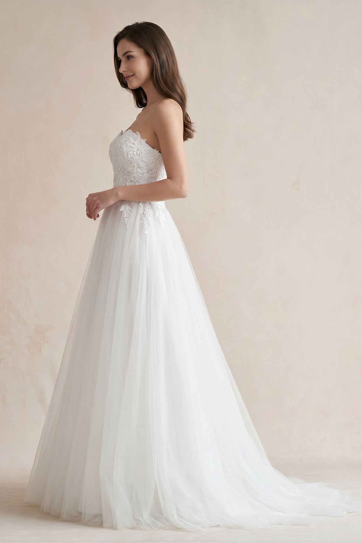 Sweetheart Tulle Lace Satin Wedding Dress With Beading - Curvevia